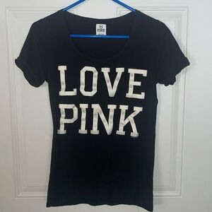 PINK Victoria’s Secret love pink logo  size Large short sleeve tee